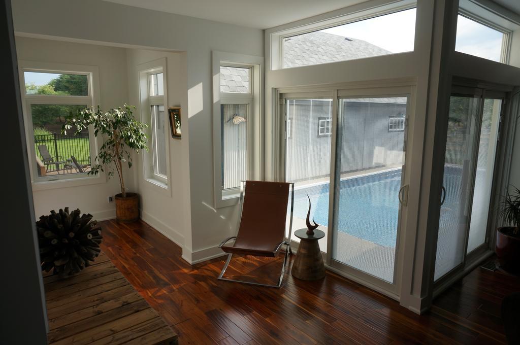 On The 6 Bed And Breakfast Niagara-on-the-Lake Exterior photo